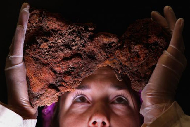 Ηνωμένο Βασίλειο: Ανακάλυψαν τον πρώτο «άθικτο τάφο» Βίκινγκ