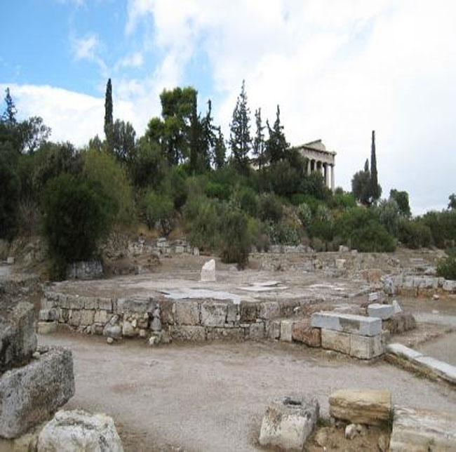 Ίδιος ποταμός, διαφορετικά νερά: επίσημα δείπνα στην Αγορά