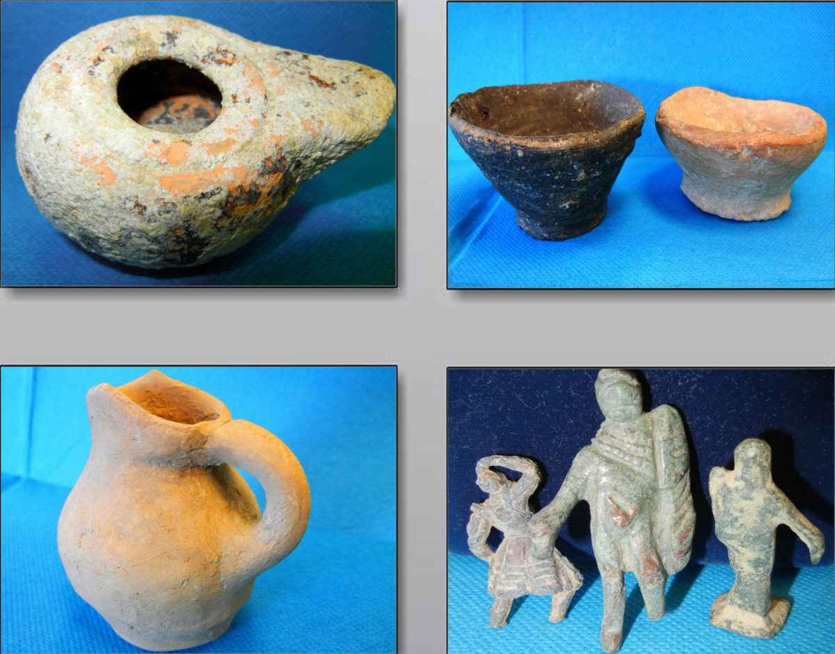 Αντικείμενα μεγάλης αρχαιολογικής αξίας βρέθηκαν στη διάρκεια των ερευνών σε περιοχές της Λάρισας, της Καρδίτσας και της Αττικής (φωτ.: Ελληνική Αστυνομία).