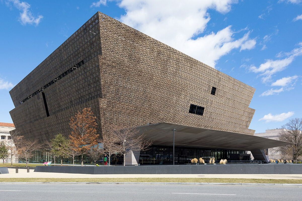 Το Εθνικό Μουσείο Αφροαμερικανικής Ιστορίας και Πολιτισμού (φωτ.: Wikipedia / By Frank Schulenburg - Own work, CC BY-SA 4.0).
