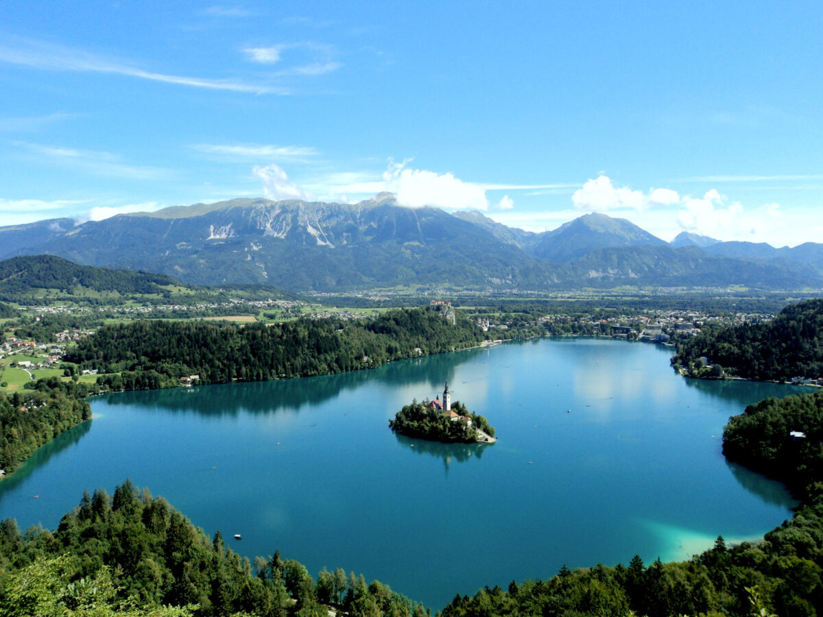 Η λίμνη Μπλεντ στη Σλοβενία (φωτ.: Wikipedia).
