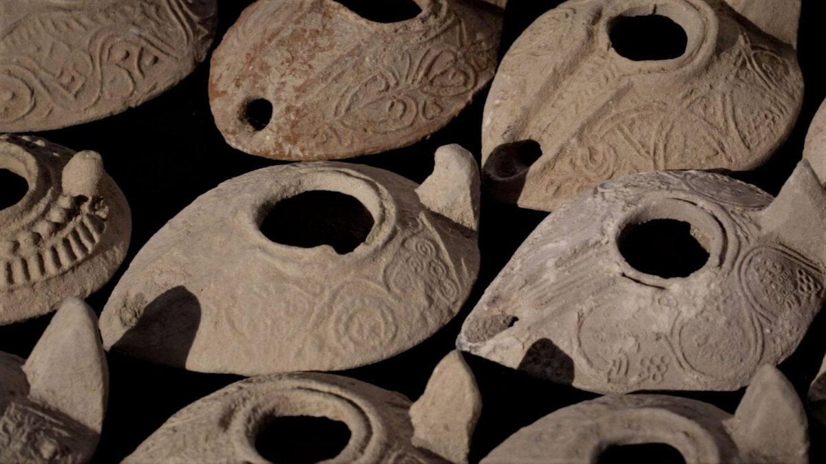 Ευρήματα από το Σπήλαιο της Σαλώμης (πηγή εικόνας: The Friends of the Israel Antiquities Authority).
