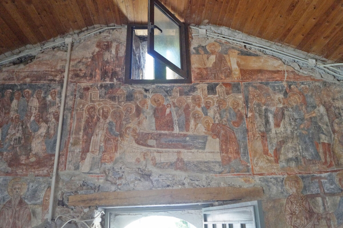 Τοιχογραφίες στον ναό του Αγ. Γεωργίου στον Βατώντα. Πηγή εικόνας: Εφορεία Αρχαιοτήτων Ευβοίας.