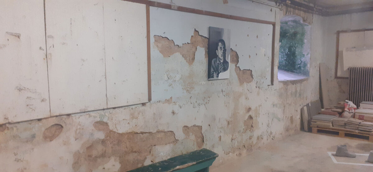 Aπό την έκθεση «Στα υπόγεια της Ζωσιμαίας Σχολής. Ένας άγνωστος χώρος κράτησης στα κατοχικά Γιάννενα». Πηγή εικόνας: ΑΠΕ-ΜΠΕ.