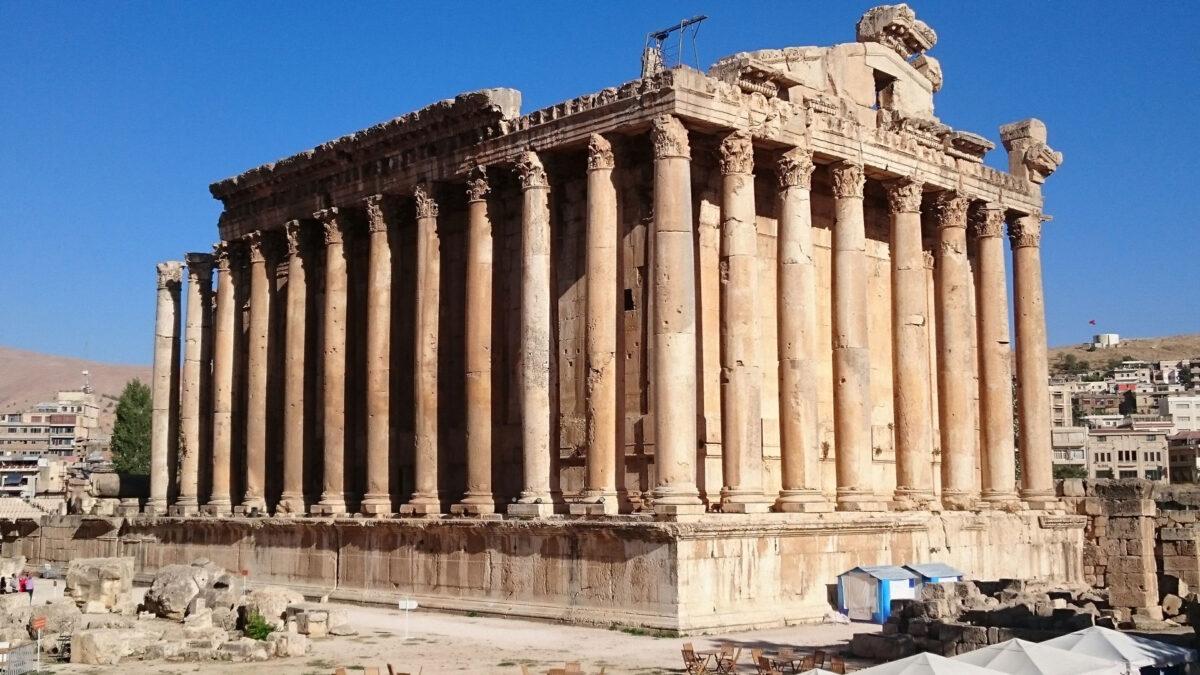 Στον αρχαιολογικό χώρο της Μπααλμπέκ. Πηγή εικόνας: Βικιπαίδεια.